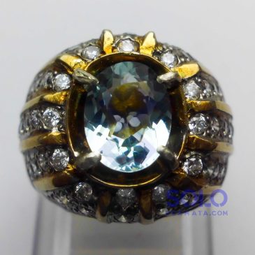 Pesona Batu Aquamarine Nangkring Cincin Perak