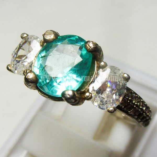 Cincin Wanita cantik Batu permata